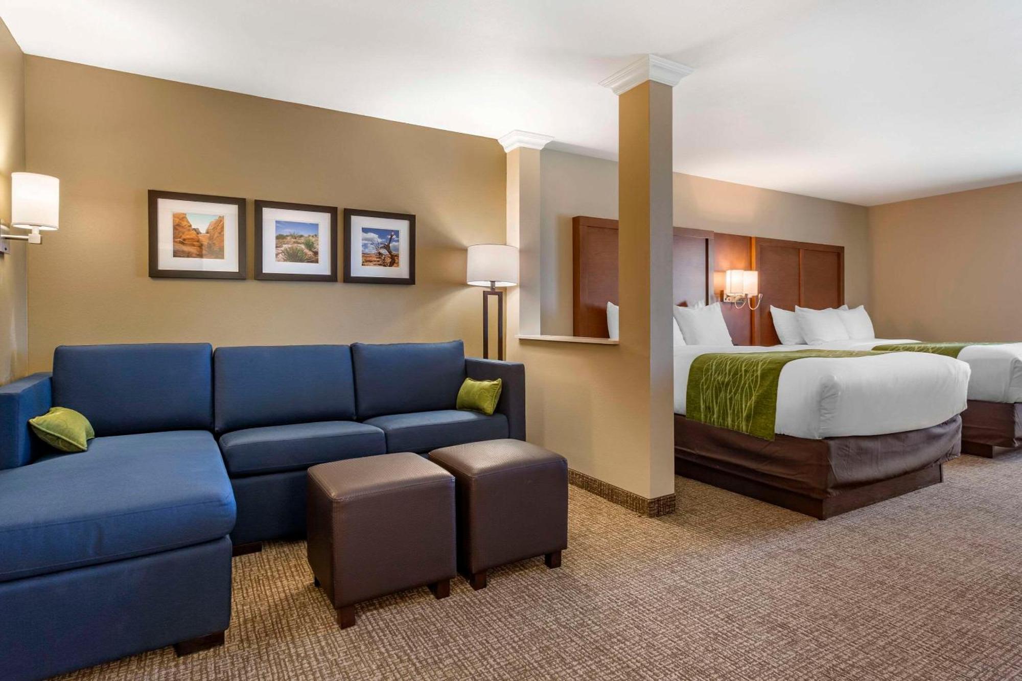 Comfort Suites Albuquerque Airport Экстерьер фото