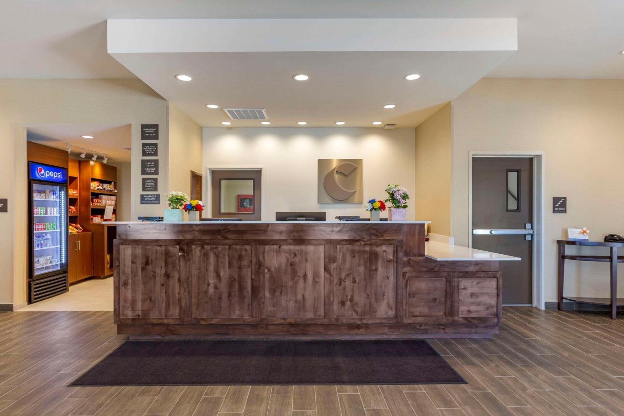 Comfort Suites Albuquerque Airport Экстерьер фото