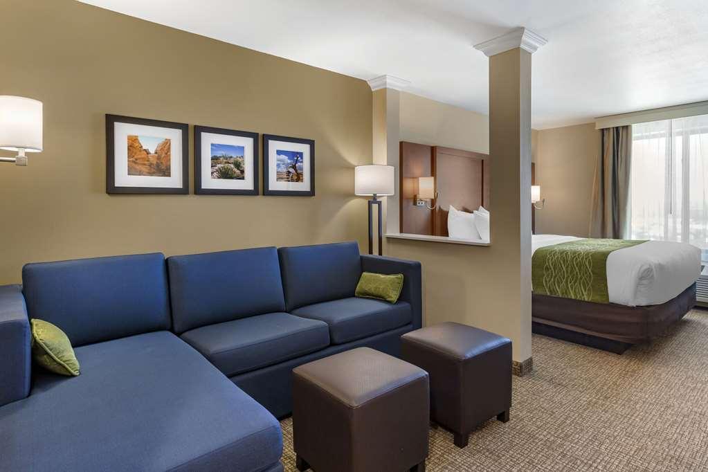 Comfort Suites Albuquerque Airport Номер фото